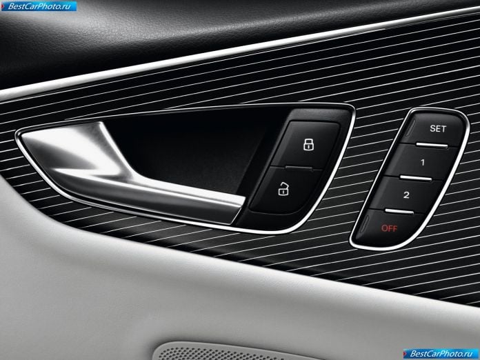 2013 Audi S7 Sportback - фотография 38 из 46