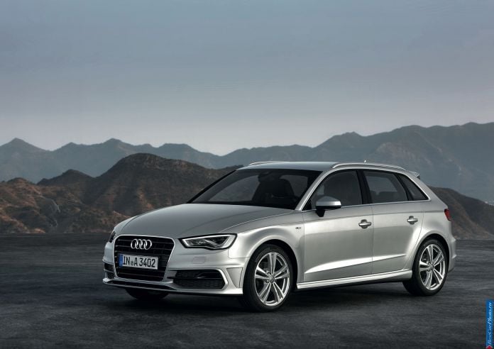 2013 Audi A3 Sportback S line - фотография 5 из 95