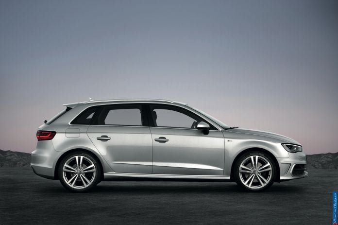 2013 Audi A3 Sportback S line - фотография 9 из 95