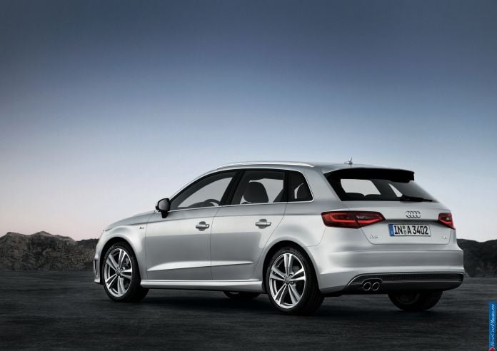 2013 Audi A3 Sportback S line - фотография 10 из 95