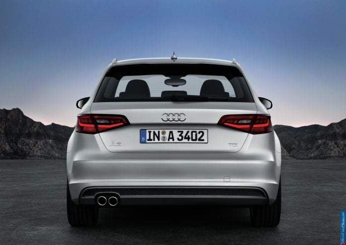 2013 Audi A3 Sportback S line - фотография 12 из 95