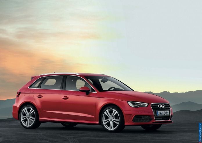 2013 Audi A3 Sportback S line - фотография 14 из 95