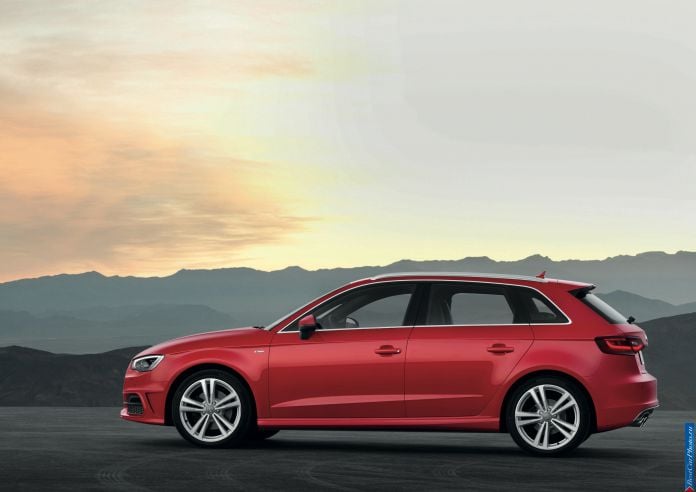 2013 Audi A3 Sportback S line - фотография 16 из 95