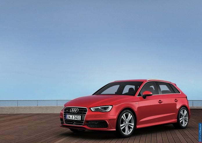 2013 Audi A3 Sportback S line - фотография 20 из 95