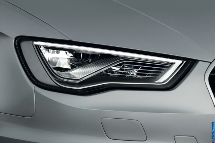 2013 Audi A3 Sportback S line - фотография 36 из 95