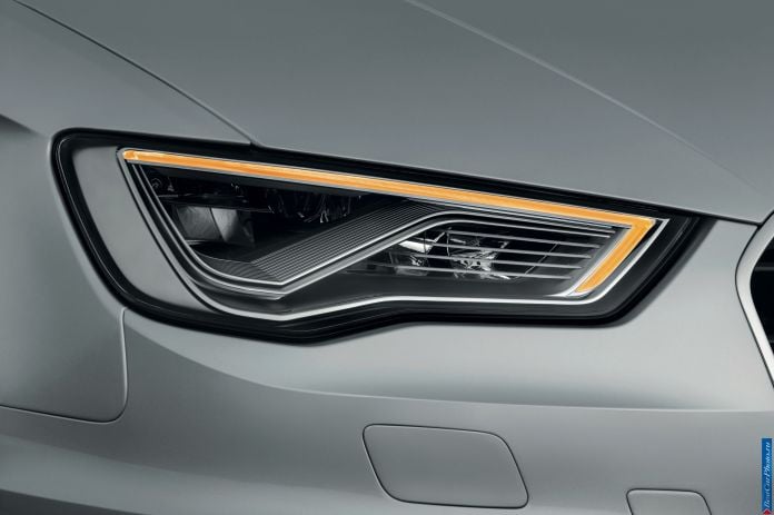 2013 Audi A3 Sportback S line - фотография 37 из 95