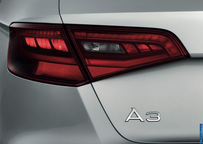 2013 Audi A3 Sportback S line - фотография 41 из 95