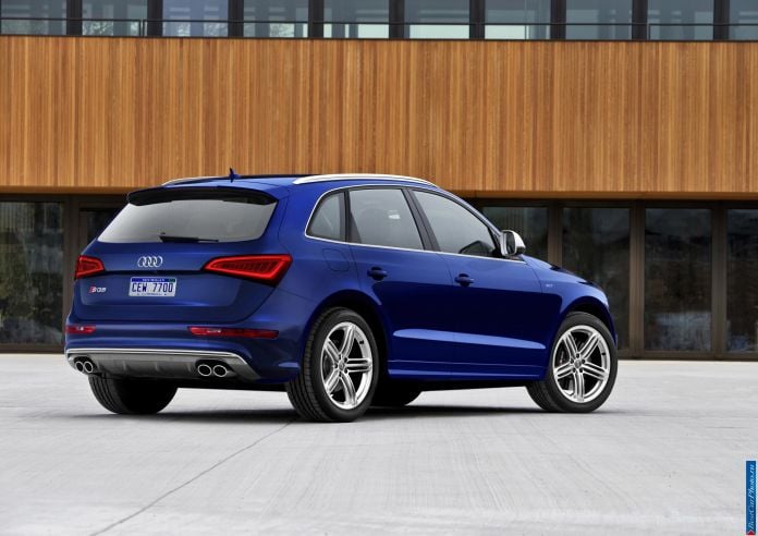 2013 Audi SQ5 3.0 TFSI - фотография 2 из 12