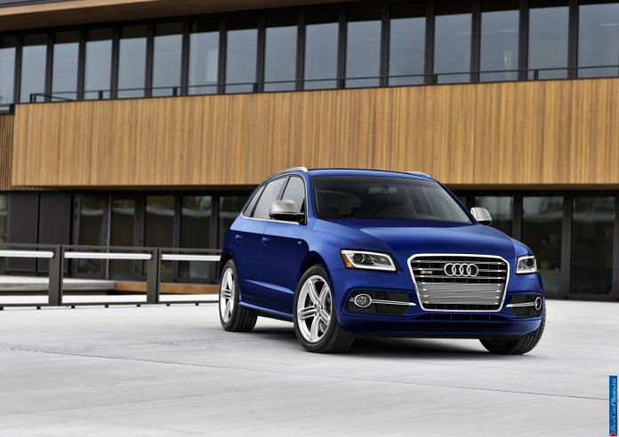 2013 Audi SQ5 3.0 TFSI - фотография 3 из 12