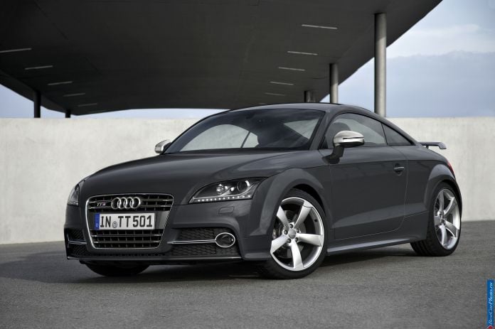 2013 Audi TTS Coupe Competition - фотография 1 из 7