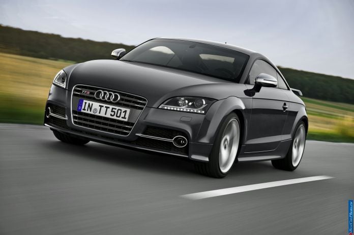 2013 Audi TTS Coupe Competition - фотография 2 из 7