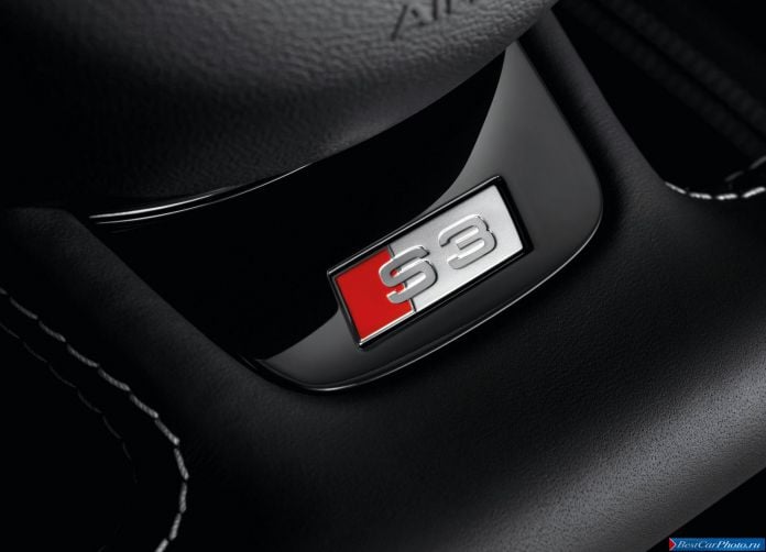 2014 Audi S3 - фотография 38 из 96