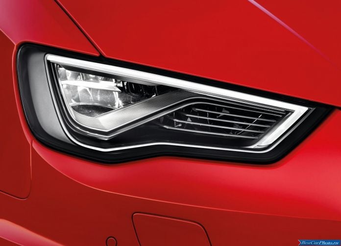2014 Audi S3 - фотография 52 из 96