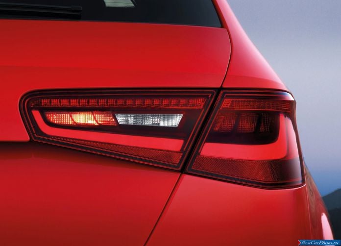 2014 Audi S3 - фотография 56 из 96