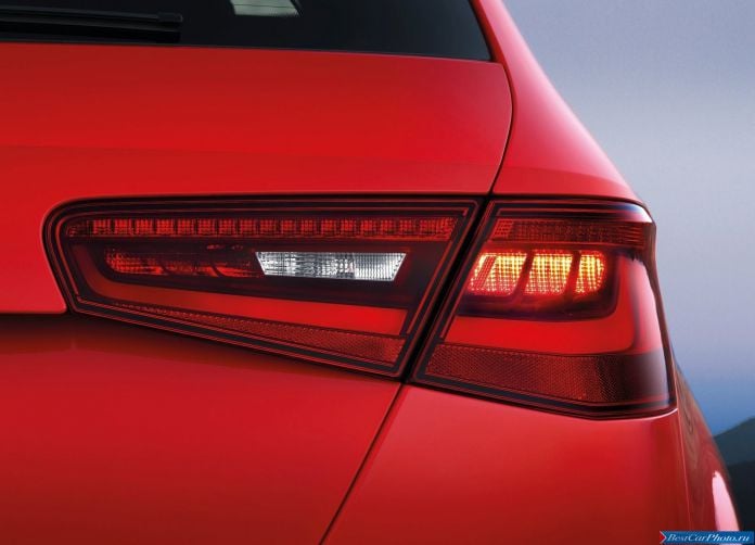 2014 Audi S3 - фотография 58 из 96