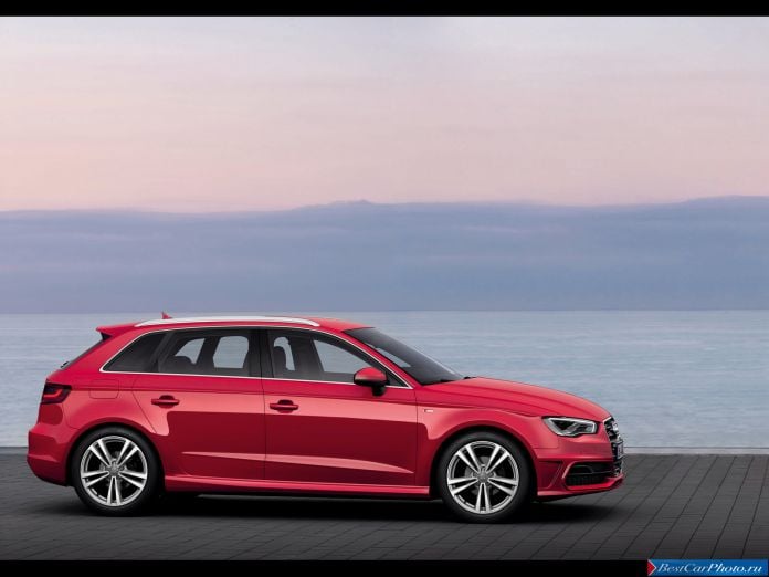 2014 Audi A3 Sportback S-line - фотография 4 из 36