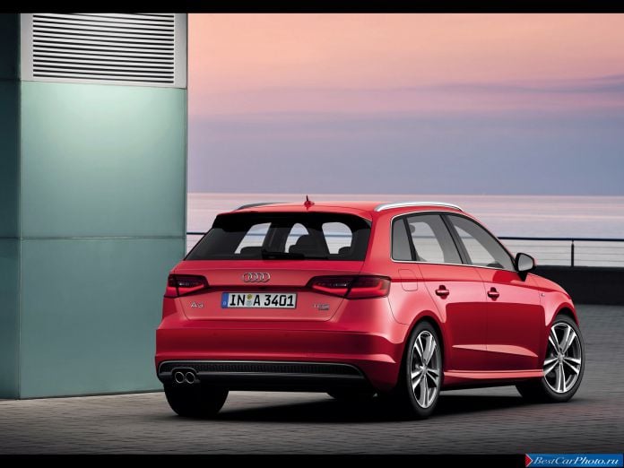2014 Audi A3 Sportback S-line - фотография 8 из 36