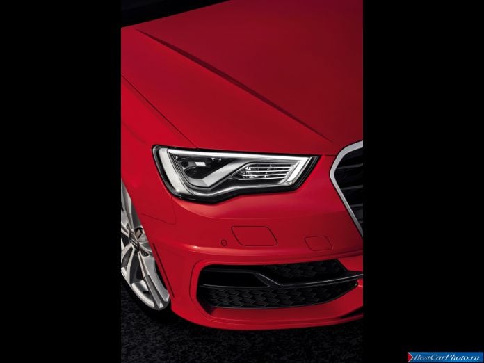 2014 Audi A3 Sportback S-line - фотография 31 из 36
