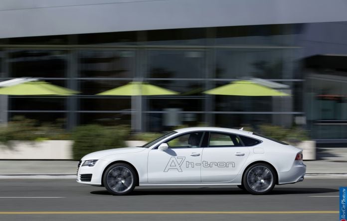 2014 Audi A7 Sportback H-tron Quattro Concept - фотография 15 из 40