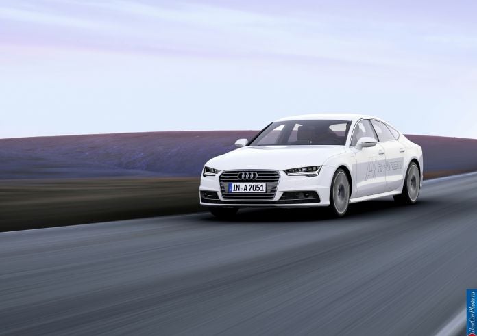 2014 Audi A7 Sportback H-tron Quattro Concept - фотография 21 из 40