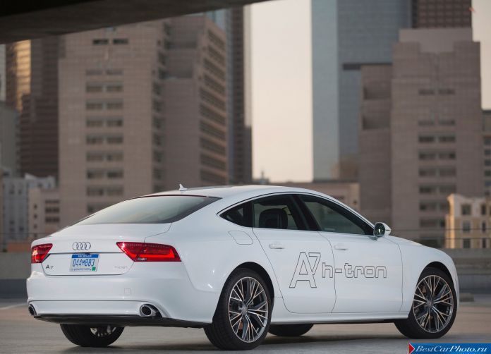 2014 Audi A7 Sportback H-tron Quattro Concept - фотография 24 из 40