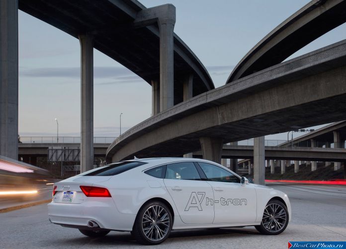 2014 Audi A7 Sportback H-tron Quattro Concept - фотография 28 из 40