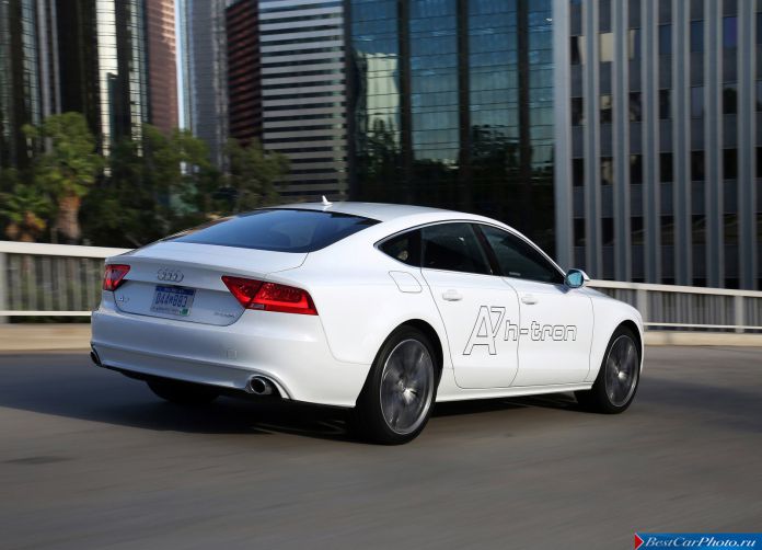 2014 Audi A7 Sportback H-tron Quattro Concept - фотография 30 из 40