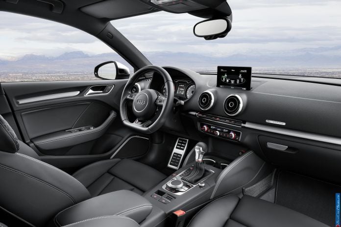 2014 Audi S3 Sedan - фотография 9 из 11