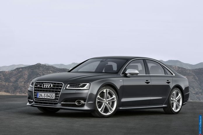 2014 Audi S8 - фотография 8 из 49