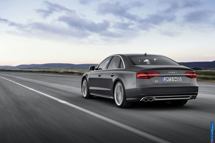 2014 Audi S8 - фотография 11 из 49