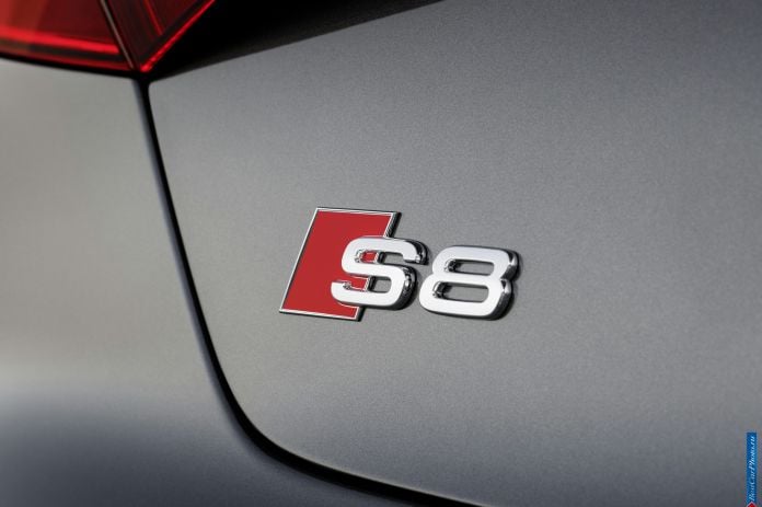 2014 Audi S8 - фотография 37 из 49