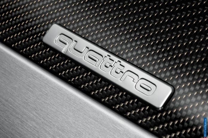2014 Audi S8 - фотография 39 из 49
