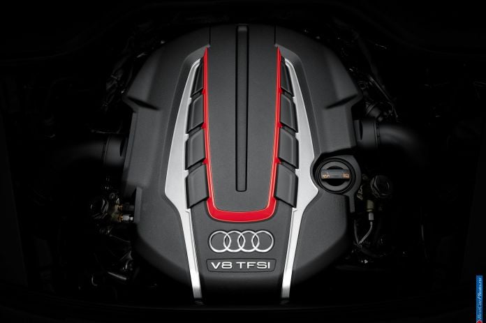 2014 Audi S8 - фотография 40 из 49