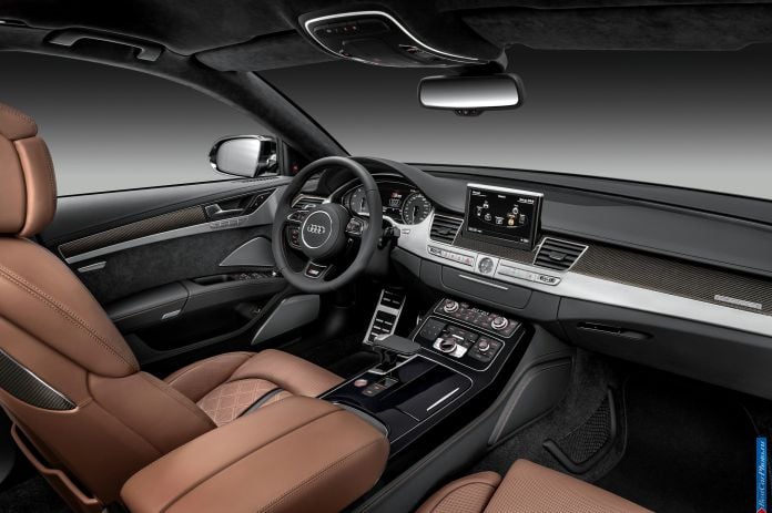 2014 Audi S8 - фотография 46 из 49