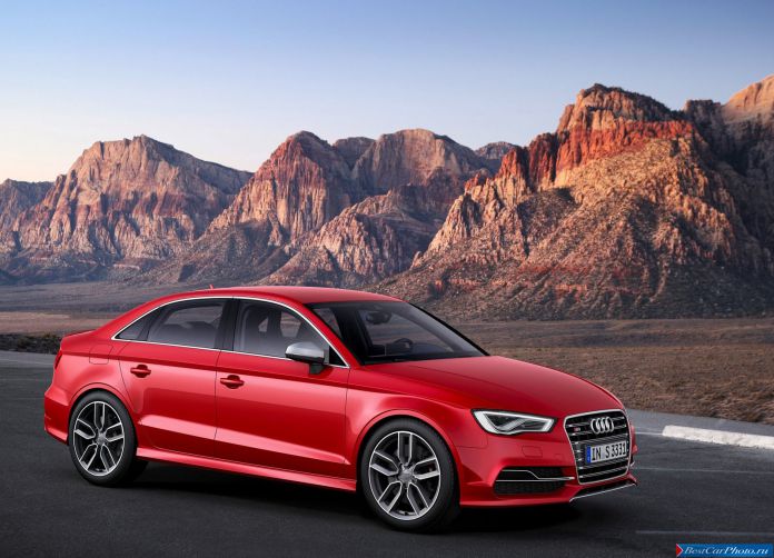 2015 Audi S3 Sedan - фотография 7 из 29