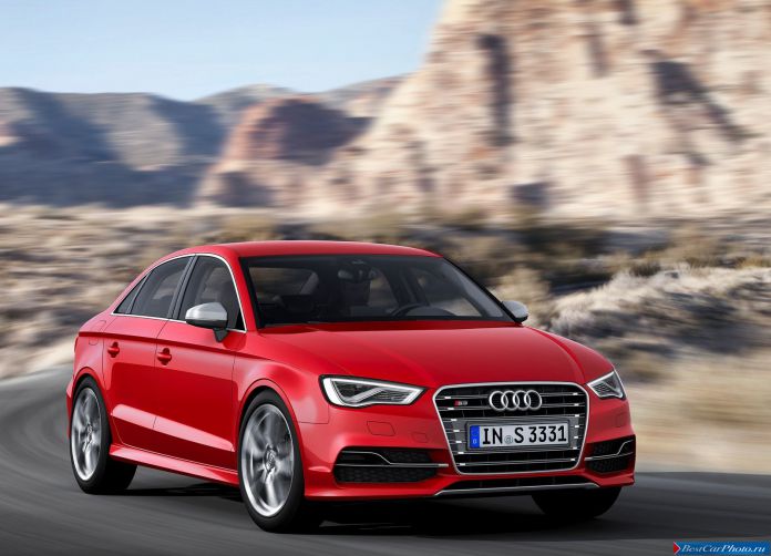 2015 Audi S3 Sedan - фотография 8 из 29