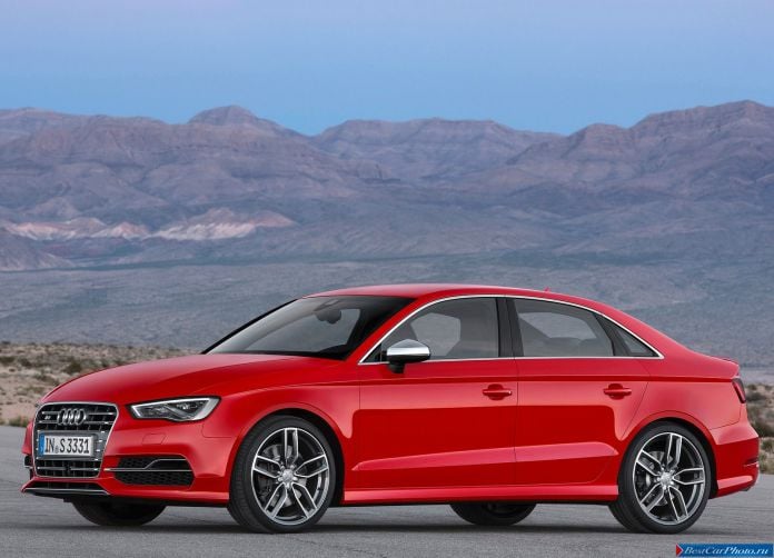 2015 Audi S3 Sedan - фотография 10 из 29