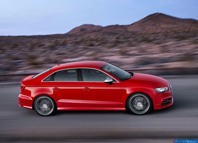 2015 Audi S3 Sedan - фотография 14 из 29