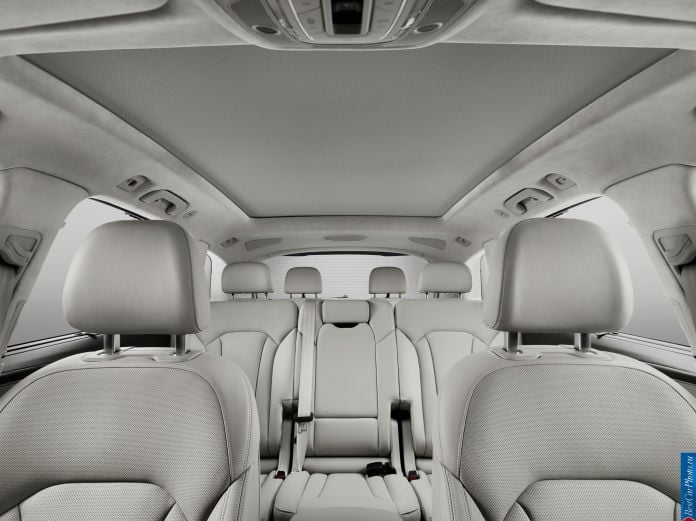 2015 Audi Q7 - фотография 16 из 21