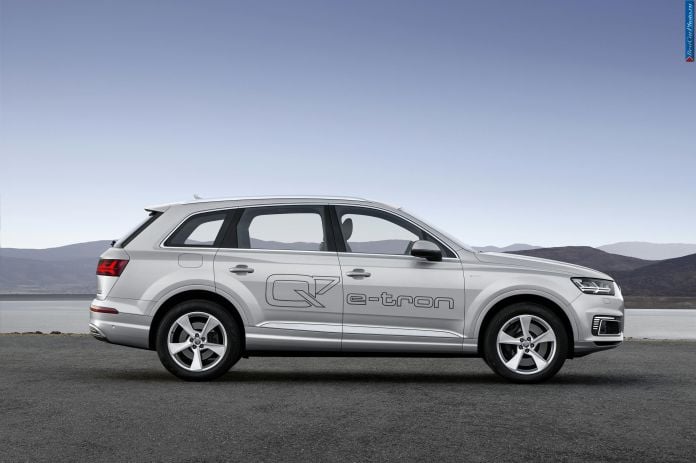 2015 Audi Q7 e-tron 2.0 TFSI Quattro - фотография 15 из 19