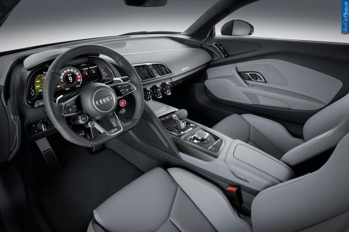 2015 Audi R8 V10 Plus - фотография 3 из 3