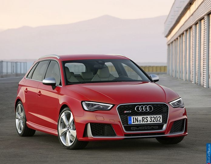 2015 Audi RS3 Sportback - фотография 1 из 19