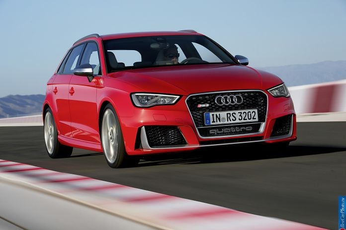 2015 Audi RS3 Sportback - фотография 4 из 19