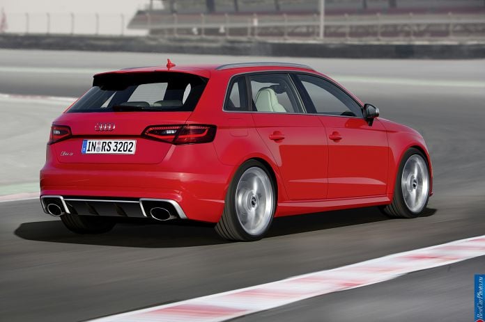 2015 Audi RS3 Sportback - фотография 5 из 19