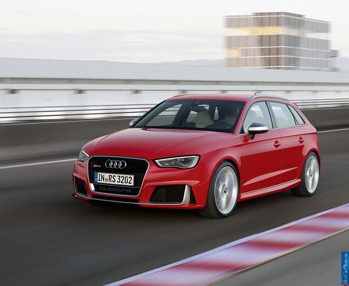 2015 Audi RS3 Sportback - фотография 6 из 19