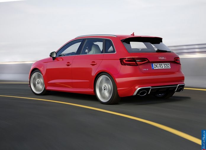 2015 Audi RS3 Sportback - фотография 13 из 19