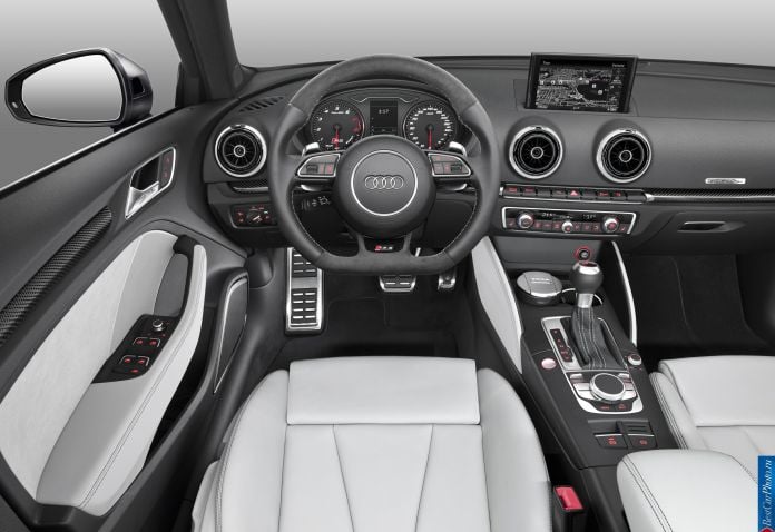 2015 Audi RS3 Sportback - фотография 19 из 19