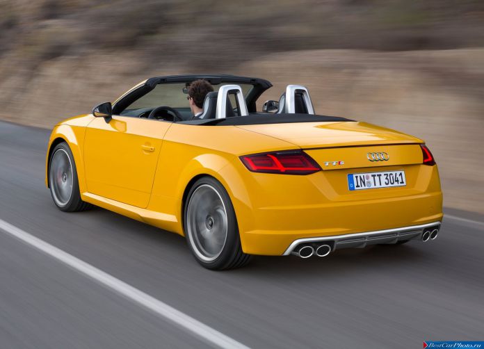 2015 Audi TTS Roadster - фотография 10 из 13