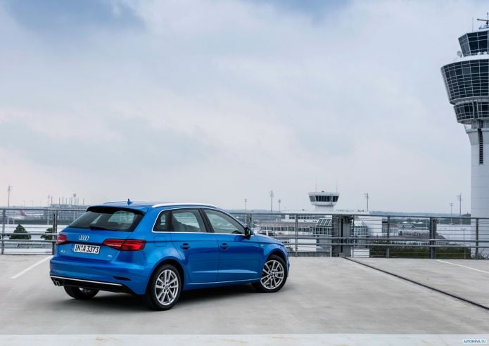 2016 Audi A3 Sportback TDI - фотография 15 из 22