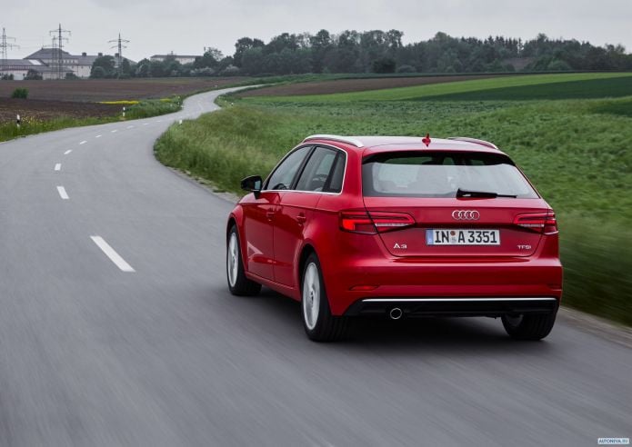 2016 Audi A3 Sportback TFSI - фотография 9 из 19 2016 Audi A3 Sportback TFSI - фотография 9 из 19
